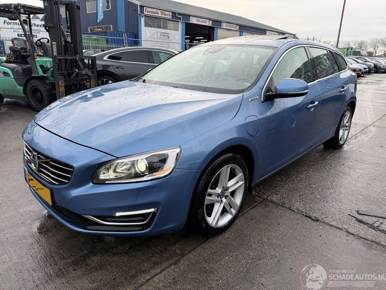 Volvo V-60 2.4 D6 AWD PHEV 158KW Autom. Schuifdak Clima Navi Led NAP