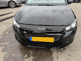 Peugeot e-208 50 kWh 100KW Autom. Clima Navi Led Active Pack NAP picture 15