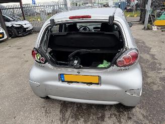 Toyota Aygo 1.0-12V 50KW 5-Deurs Acces NAP picture 3