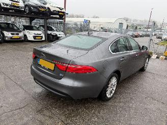 Jaguar XF 2.0D 120KW Autom. Clima Navi Leer Xenon Portfolio NAP picture 3