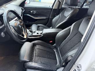 BMW 3-serie 330e 135KW Autom. Clima Navi Leer Led picture 6