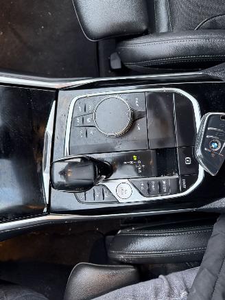 BMW 3-serie 330e 135KW Autom. Clima Navi Leer Led picture 8