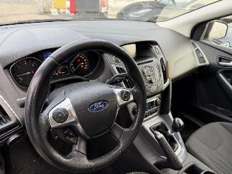 Ford Focus 1.6 TDCI 77KW Clima Navi Led Xenon Titanium picture 8