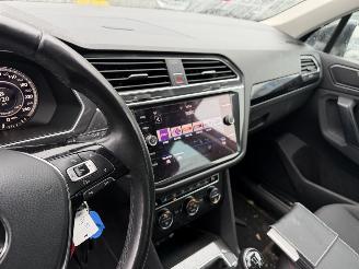 Volkswagen Tiguan 1.4 TSI 92KW Clima Navi Camera Vitrual Dash Business R picture 17