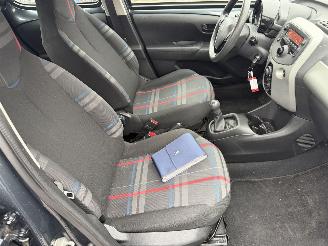 Peugeot 108 1.0 e-VTI 50KW Led Airco 5-Drs Active picture 6