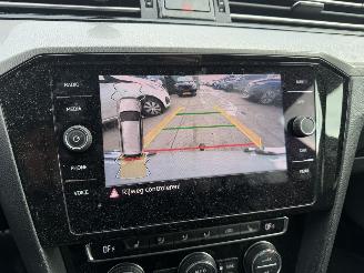 Volkswagen Passat 1.6 TDI 88KW DSG Clima Navi Led Camera Comfort Business picture 14