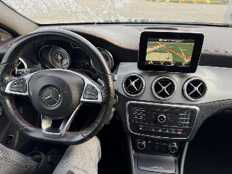 Mercedes Cla-klasse 200 115KW Autom. Clima Navi Led Xenon Leer AMG-Pakket picture 10