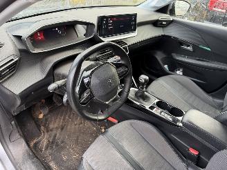 Peugeot 208 1.2 74KW GT Clima Navi Led Virtual Cockpit 5-Drs picture 11