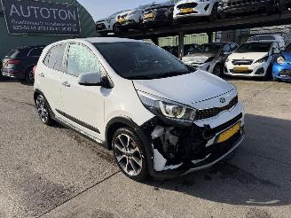 skadebil auto Kia Picanto 1.0 T-GDI 101PK X-Line Clima Navi Camera Leer Led Xenon NAP 2019/8