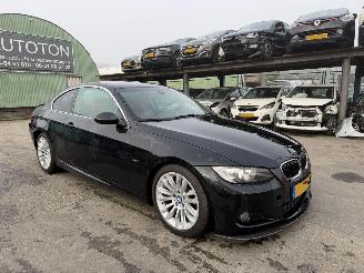 Voiture accidenté BMW 3-serie 325i 160KW Coupe Clima Navi Leer Xenon NAP 2006/10