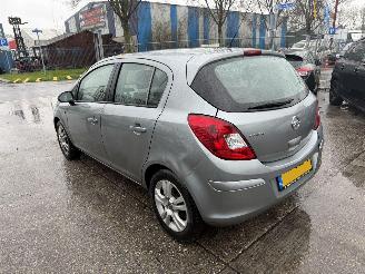 Opel Corsa 1.2-16V 63KW Airco 5-Drs Berlin picture 3