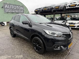 Voiture accidenté Renault Kadjar 1.2 TCE 96KW Bose Pano Clima Navi Led 2016/7