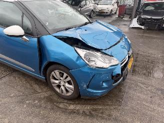 Citroën DS3 1.2 60KW So Chic Clima Led NAP picture 14