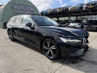 Volvo V-60 2.0 D3 Autom. 110KW Pano Clima Navi Camera picture 1