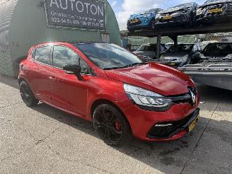skadebil auto Renault Clio 1.6 R.S. 200PK Autom. Pano Clima Navi 2014/4