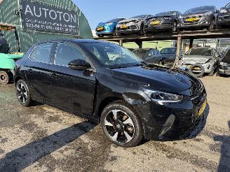 Damaged car Opel Corsa-E 50 kWh 100KW Autom. Clima Navi Led 5-Drs NAP 2023/6