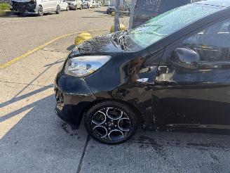 Kia Picanto 1.0 CVVT 51KW Clima Led First Edition 5-Drs NAP picture 14