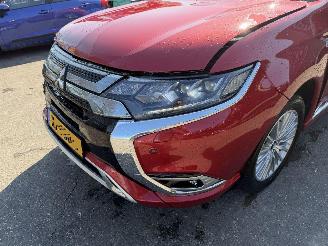 Mitsubishi Outlander 2.4 PHEV 99KW Clima Navi Schuifdak IntenseNAP picture 19