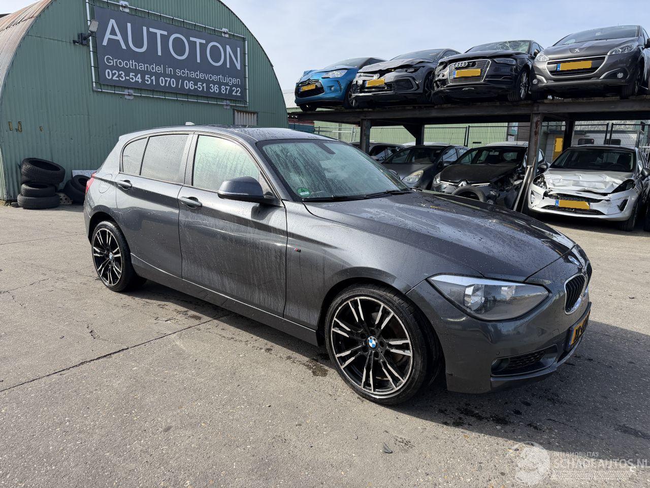 BMW 1-serie 116i Autom. 100KW Clima Navi 5-Drs