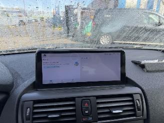 BMW 1-serie 116i Autom. 100KW Clima Navi 5-Drs picture 9