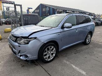 Mitsubishi Outlander 2.0 PHEV Autom. Clima Navi Executive Edition picture 3