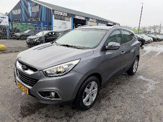 Avarii autoturisme Hyundai Ix35 2.0 Autom. 122KW Clima Navi Led Camera Business Edition NAP 2015/3