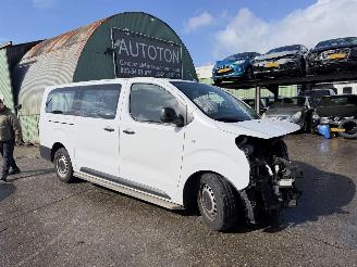 Citroën Jumpy E 75 kWh Automaat 9-Persoons Pano XL picture 2