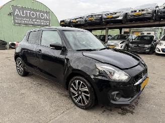 Unfallwagen Suzuki Swift 1.2 61KW Autom. Smart Hybrid Led Xenon Navi Clima 2021/3