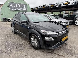 uszkodzony samochody osobowe Hyundai Kona 64 kWh EV 150KW Schuifdak Clima Navi Led Fashion 2021/9