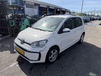 krockskadad bil auto Volkswagen Up! 1.0 44KW Airco Bleumotion 5-Deurs NAP 2017/12