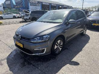 Volkswagen e-Golf 36 kWh 100KW Autom. Clima Navi Led NAP picture 5