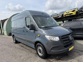 krockskadad bil bedrijf Mercedes eSprinter 55 kWh 85KW L2H2 Clima NAP 2021/7