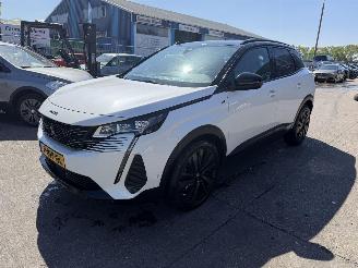 Unfallwagen Peugeot 3008 1.2 96KW GT Clima Navi Led 360 Camera NAP 2022/5