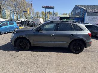 skadebil auto Audi Q5 2.0 TDI 140KW Quattro Pano Clima Navi S-Line 2016/1