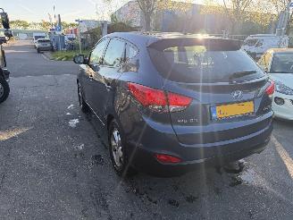 Voiture accidenté Hyundai Ix35 2.0i 120KW Active Airco NAP 2010/6