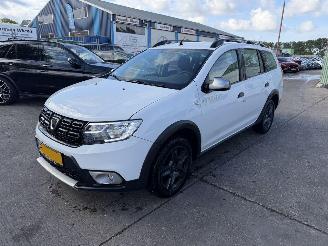 Unfallwagen Dacia Logan 0.9 TCE 66KW Airco Navi Stepway NAP 2017/11