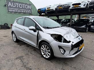 Damaged car Ford Fiesta 1.0 EcoBoost Titanium 70kW NAP 2020/3