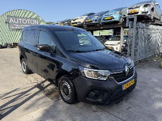 krockskadad bil bedrijf Renault Kangoo 1.3 TCE 75KW Benzine Led Airco Schuifdeur Comfort NAP 2023/12