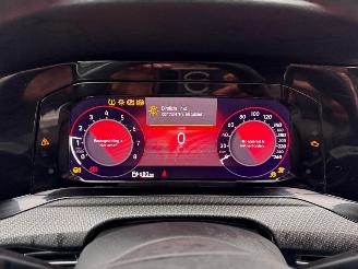 Volkswagen Golf 1.5 TSI R-Line 96 kW Pano picture 16