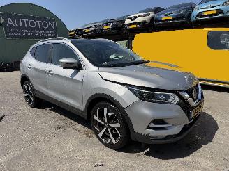 skadebil auto Nissan Qashqai 1.3 DIG-T Autom. Pano Clima Navi Camera 2021/2