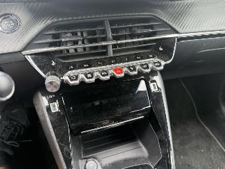 Peugeot e-208 50 kWh 100KW GT Pack Clima Navi Led Xenon Virt. Cockpit NAP picture 11