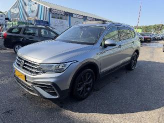 Voiture accidenté Volkswagen Tiguan 1.5 TSI DSG Pano Allspace Clima Navi Camera Virt Dash NAP 2023/1