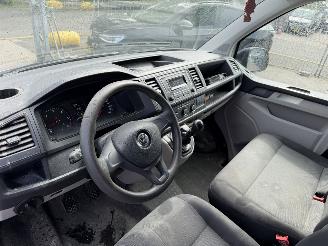 Volkswagen Transporter 2.0 TDI 75KW Airco Schuifdeur L2H1 NAP picture 5
