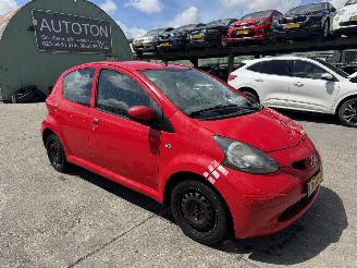 škoda osobní automobily Toyota Aygo 1.0-12V 50KW 5-Deurs NAP 2008/5
