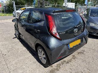 Toyota Aygo 1.0 VVT-I 53KW X-fun Airco Led 5-Drs NAP picture 4