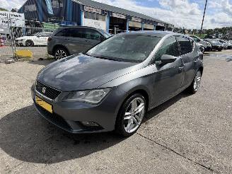 krockskadad bil auto Seat Leon 1.2 TSI 63KW Clima Navi Enjoy 5-Drs NAP 2014/1