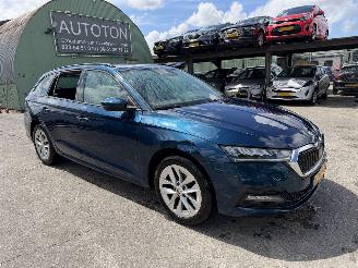 Skoda Octavia 1.0 TSI 81KW Clima Navi Led Virt. Dash Keyless Business Edition NAP picture 2
