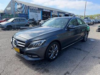 Vaurioauto  passenger cars Mercedes C-klasse 180 CDI Lease Edition 85kW NAP 2015/7