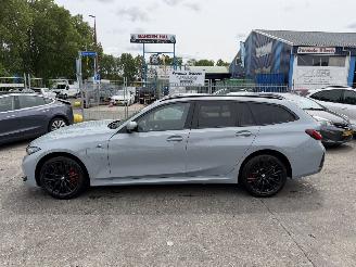 BMW 3-serie 330e 135KW Pano Clima Navi M-Pakket NAP picture 3