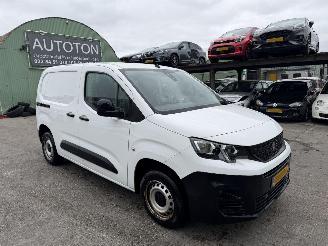 dommages fourgonnettes/vécules utilitaires Peugeot Partner 1.5 Bluehdi 73KW 2x Schuifdeur Premium Clima Navi  NAP 2022/8